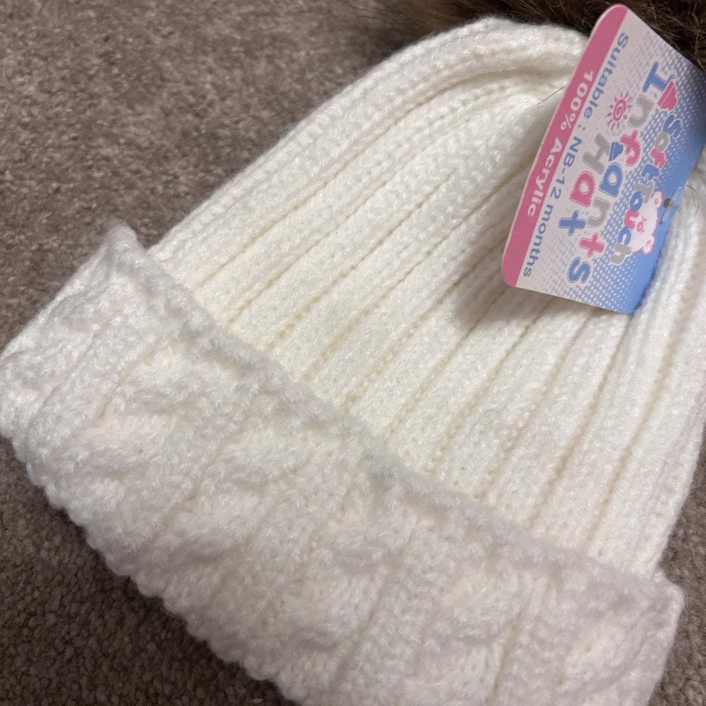 single pom pom baby hats